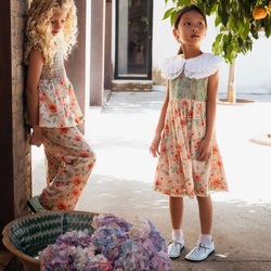 Timeless elegance.

Pic @manuelafranjouphoto 

#retro #chic #kidsfashion #bachaa #parís