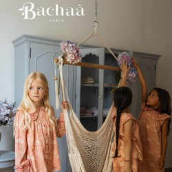 Our nightwear collection brings a touch of poetry to your life.

Notre collection de nuit met de la poésie dans votre vie. 

Pic by @manuelafranjouphoto 

#nightwear #kidfashion #bachaa #parís #frenchbrand