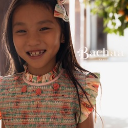 Exquisite hand-smocking and delicate hand embroidery, designed to make you smile 🌸

Pic by @manuelafranjouphoto 

#bachaa #paris #handmade