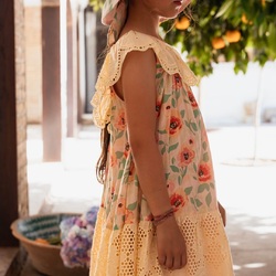 Les jolies broderies anglaises et notre sublime imprimé Poppy 🌸
Nos soldes vous attendent ☀️

Photos de @manuelafranjouphoto 

#bachaa #paris #broderieanglaise #blockprint #soldes