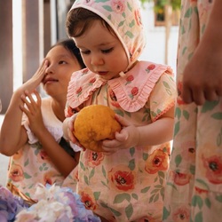 The smallest things deserve the greatest attention.
We make every detail of our collection a matter of exacting standards.
Much like choosing the words of a poem, nothing is overlooked. Everything has meaning.

Les plus petites choses méritent les plus grandes attentions.
Nous faisons de chaque détail de notre collection une exigence. 
Un peu comme on choisit les mots d’un poème, rien n’est négligé, tout a du sens.

Cute pic by @manuelafranjouphoto 

#bachaa #kidsfashion #frenchbrand