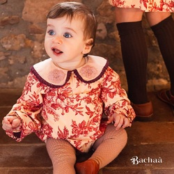 A little happiness may be hiding another 🌸
The embroidery and print of our MY BABY romper are entirely handmade.

Un petit bonheur peut en cacher un autre 🌸 
Les broderies et l’imprimé de notre barboteuse MY BABY sont fait main. 

Pic by @manuelafranjouphoto 

#romper #handmade #embroidery #blockprint #bachaa #paris